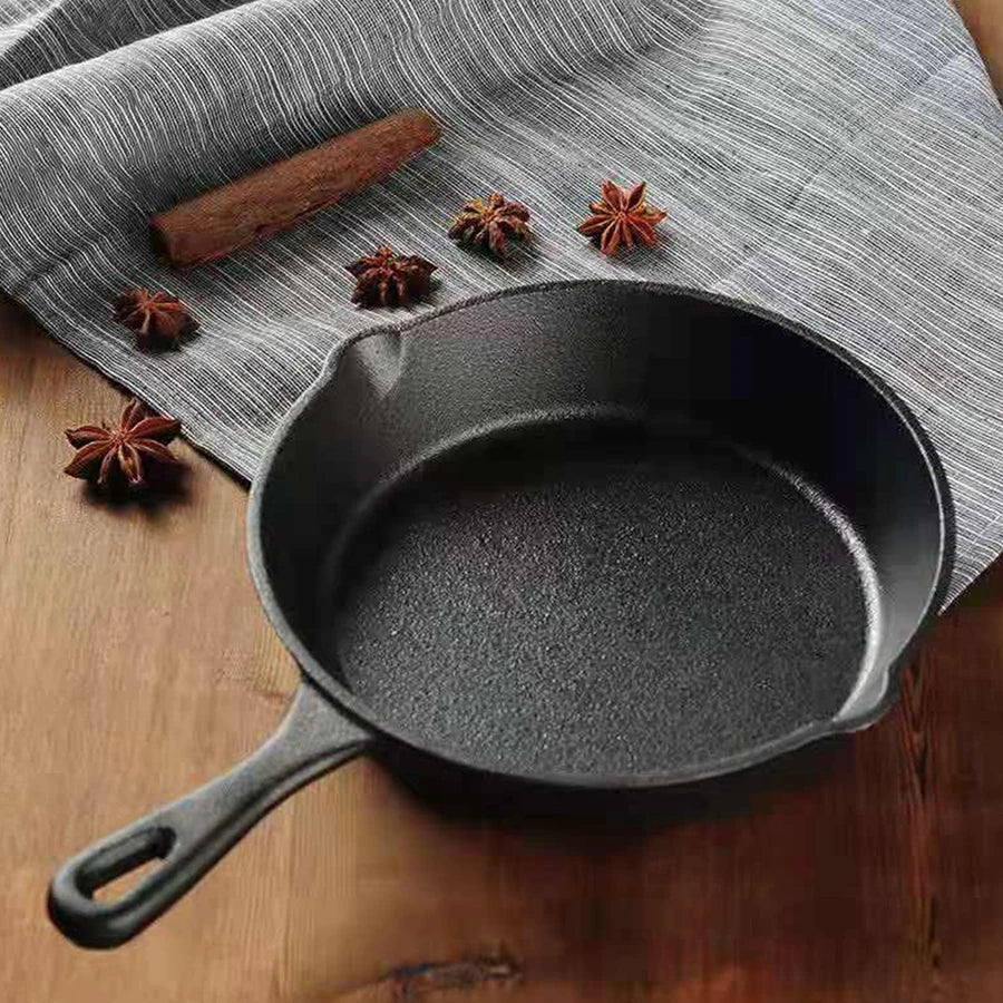 1 Piece of Black Cast Iron Pot Flat Bottom Frying Pan, Suitable for