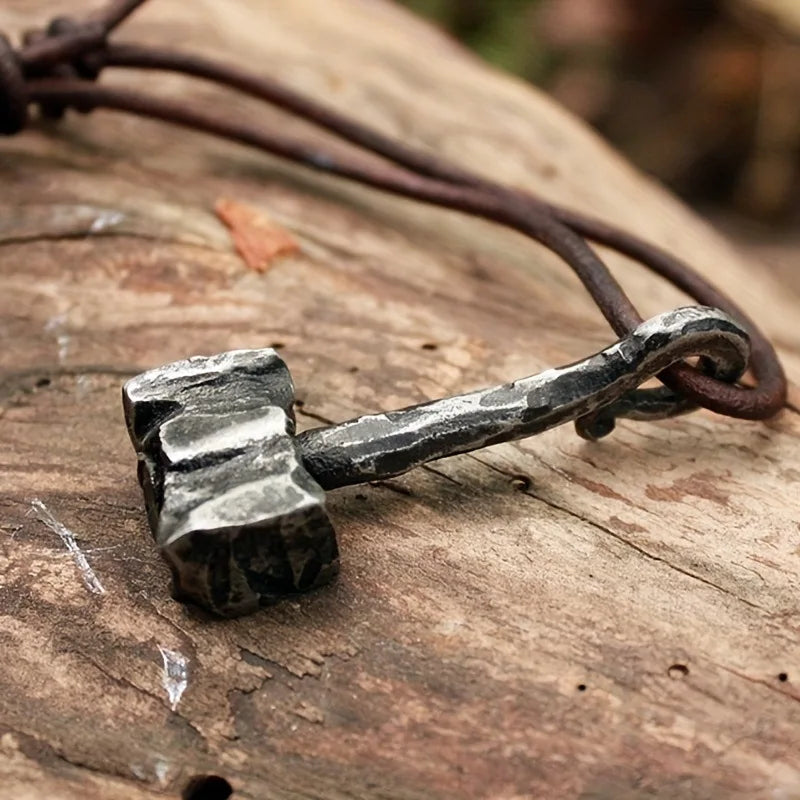 Fashionable And Exquisite New Vintage Viking Heavy Thor Hammer Pendant